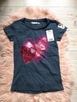 Desigual T-Shirt neu mit Pailetten 13/14 158/164 Bayern - Lauf a.d. Pegnitz Vorschau