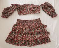 Set Crop top rocke mit blumen rot S Set ganz neu Nordrhein-Westfalen - Schwerte Vorschau