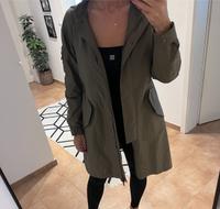 Bogner Mantel Khaki NEU 36 Kr. München - Haar Vorschau