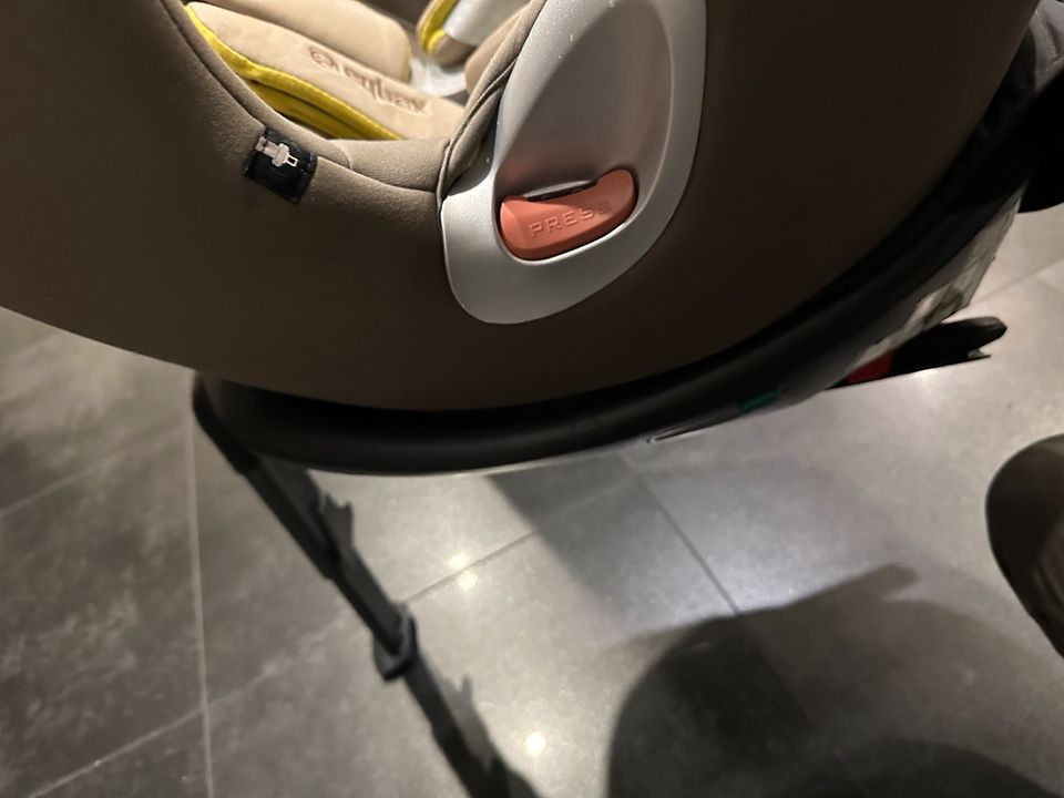 Cybex Sirona Babyschale, Kindersitz, Isofix in Longuich