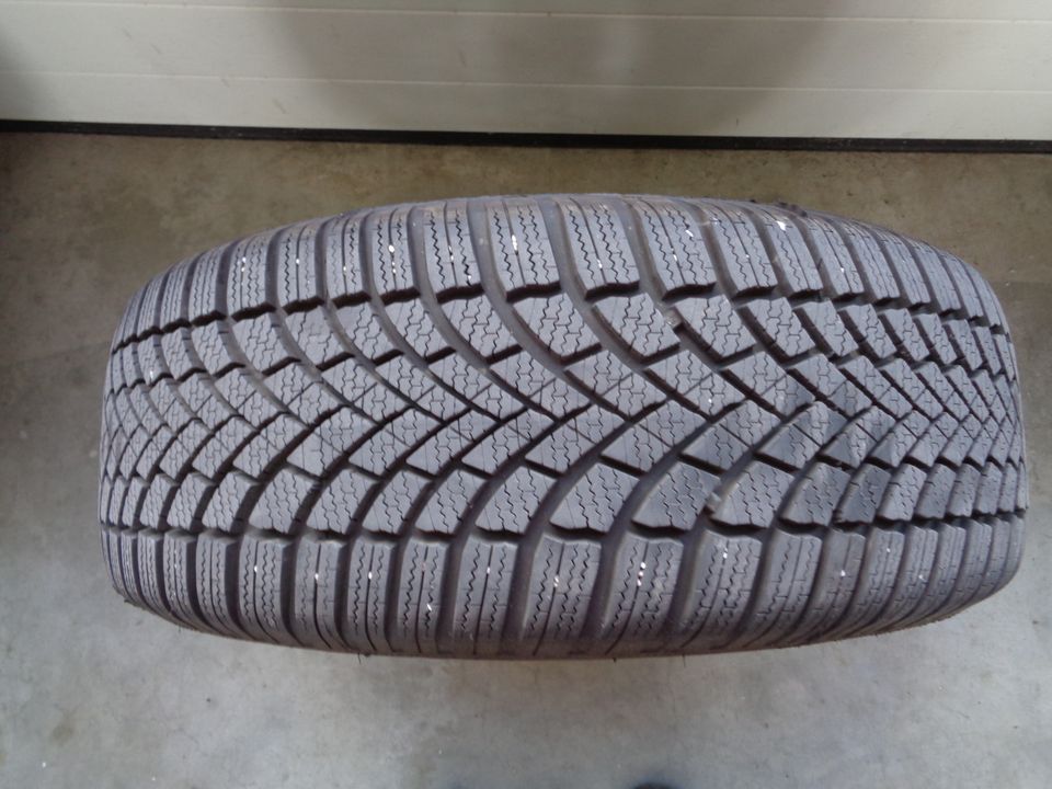 Orig. Passat Superb Winterreifen Winterräder 215/60 R16 6+7mm in Schmidgaden