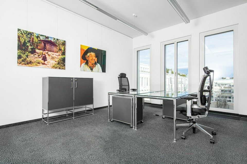 Privater Büroraum für 3 Personen in Regus Nymphenburger Hofe in München
