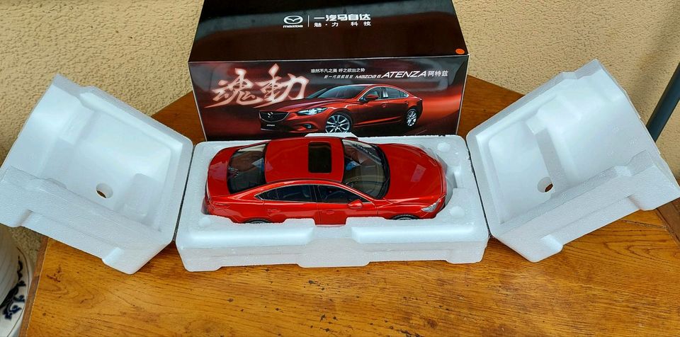 1:18 Mazda 6 ATENZA Rot Metallic Limo ovp in Berlin