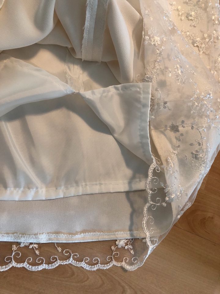 Brautkleid ivory Spitze Perlen Kurz, Unikat, Neu ungetragen in Solingen