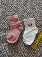 2 Paar Babysocken altrosa weiß Smiley Emoji Gr. 13-15 0-6 Monate Nürnberg (Mittelfr) - Mitte Vorschau