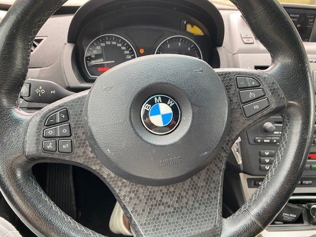 BMW X3 3.0d - Frischer Tüv ohne Mängel, in Königsbach-Stein 