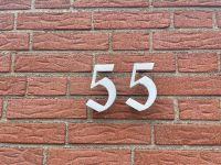 Hausnummer Zahl „55“ weiß Innenstadt - Köln Altstadt Vorschau