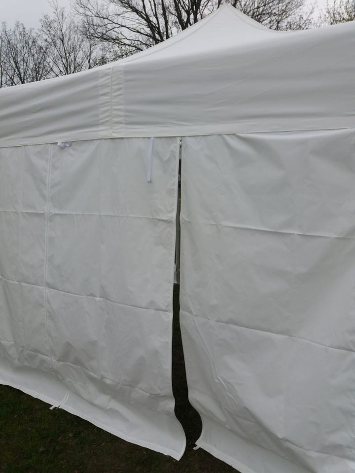 3x3 Meter Faltzelt/Partyzelt/Faltpavillon in Potsdam