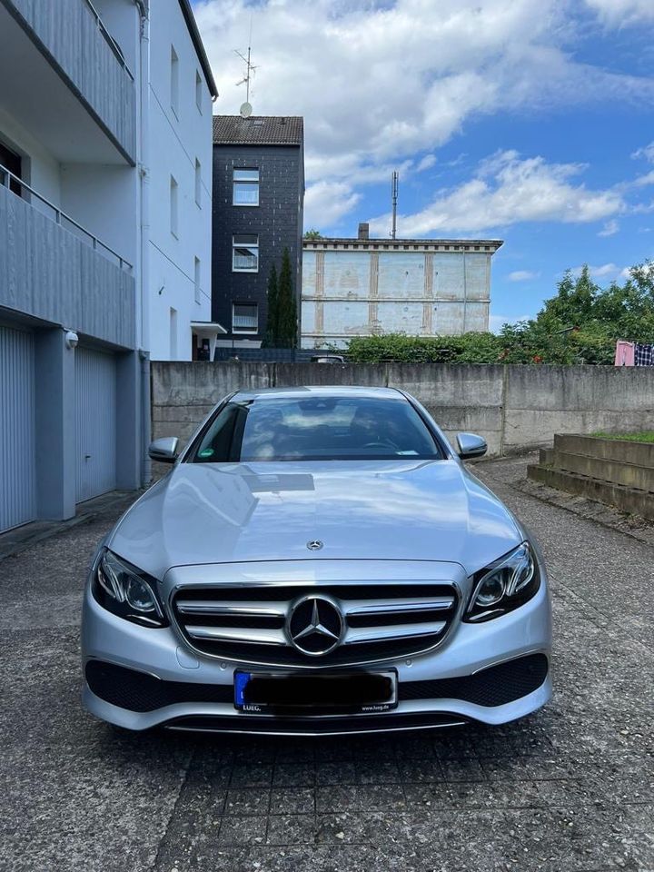 Mercedes-Benz E 200 AVANTGARDE in Bochum