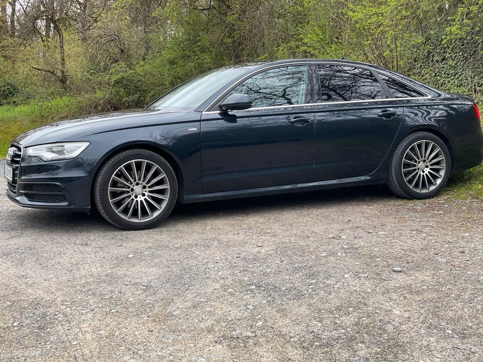 Audi A6 3.0 V6  S-Line in Top Zustand. in Wiesbaden