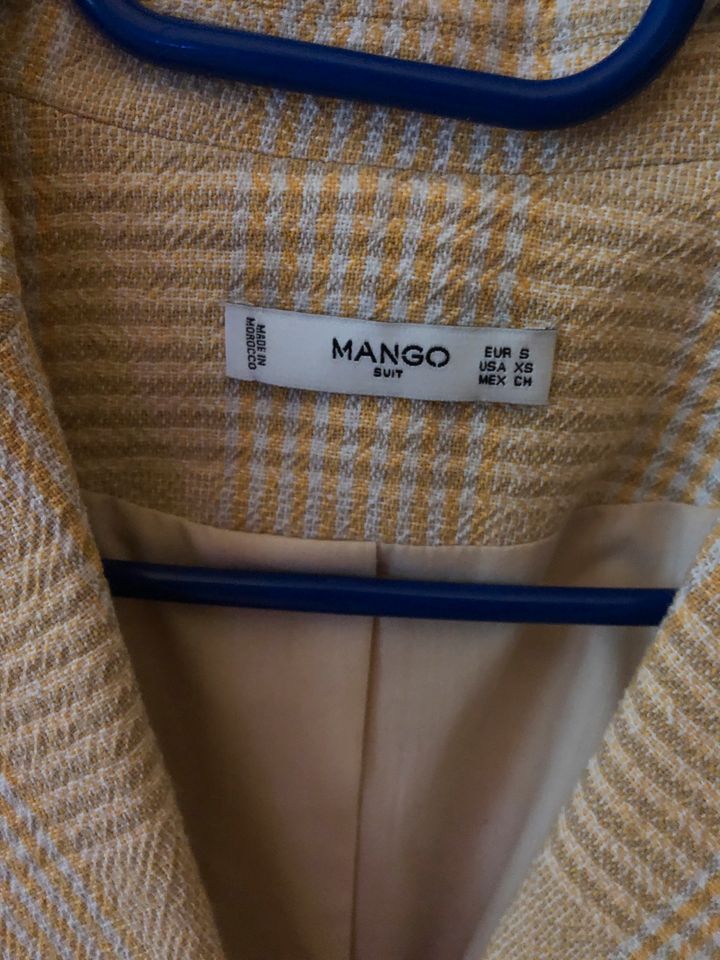 Jacke/ Blazer Mango in Berlin