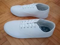 Weiße Stoff-Sneaker (neu, ungetragen) zu verkaufen Kr. Altötting - Altötting Vorschau
