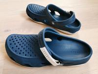 Crocs Herren Größe 43, dunkelblau München - Hadern Vorschau