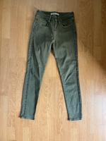 Zara basic Jeans Gr.34 mit Glitzer Naht Hessen - Mühltal  Vorschau