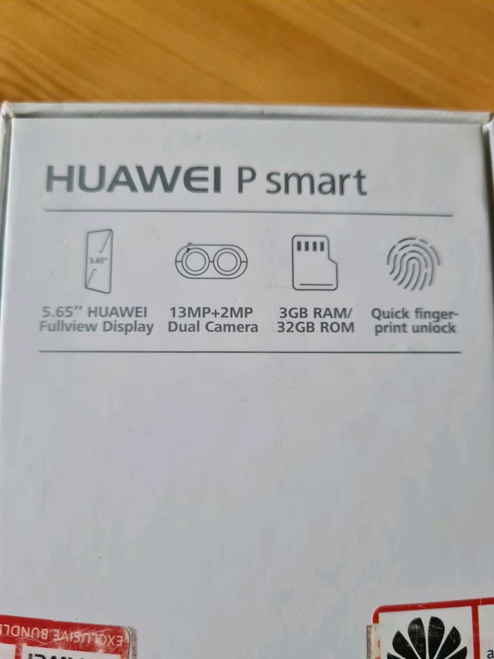 Smartphone Huawei P smart  >super Zustand < in Gemünden (Wohra)