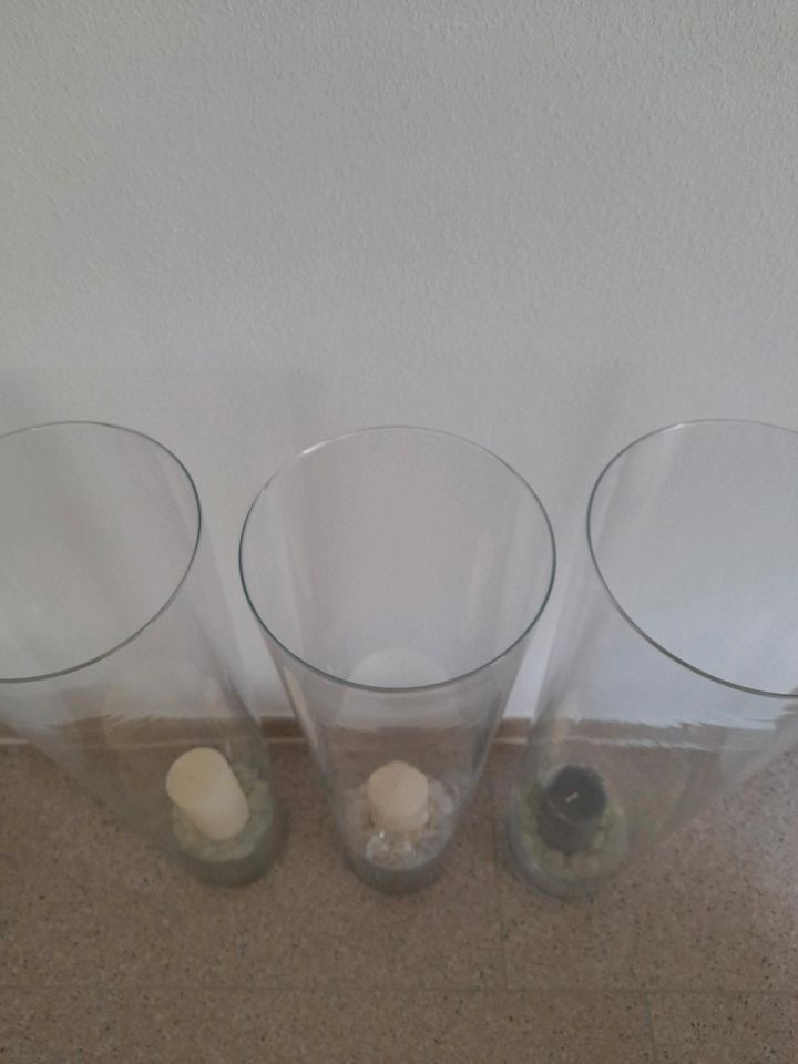 3 Bodenvasen 70 cm Glas Glasvasen Vase mit Deko in Voerde (Niederrhein)