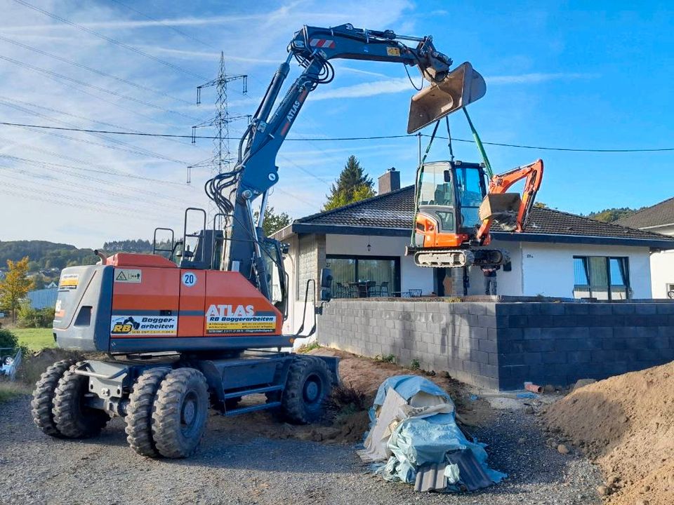 Erdarbeiten / Baggerarbeiten / Tiefbau / Ausschachtungen / Erdbewegungen / Garten- und Landschaftsbau / Abrissarbeiten in Eitorf