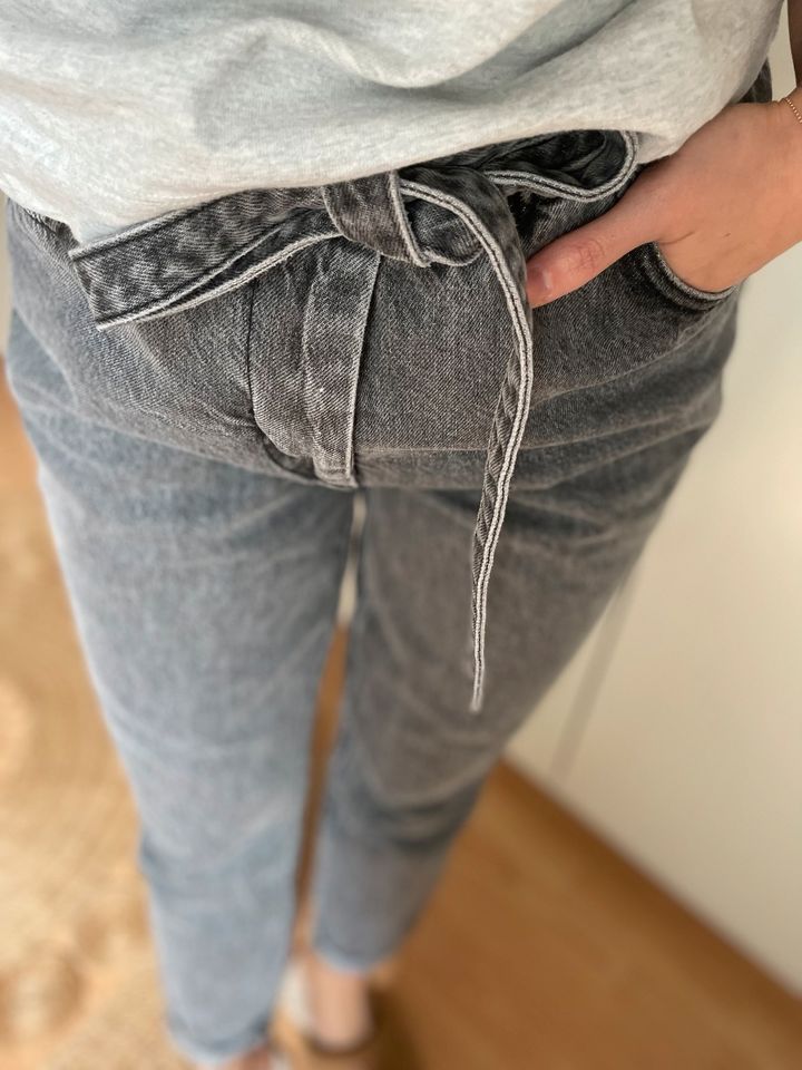 YAYA JEANS high waist grau s/m 38 mit Band Mom Jeans in Frankfurt am Main