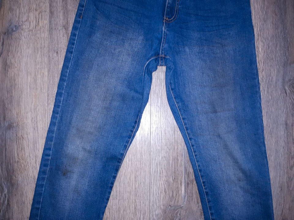 Super schöne Stretch-Jeans in Größe 164 von Yigga! in Reinheim