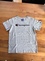 Champion T-Shirt * Gr. S * Damen/Mädchen Nordrhein-Westfalen - Lippstadt Vorschau