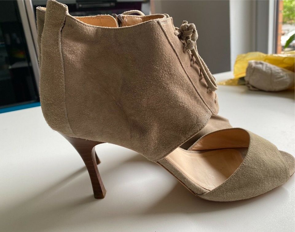 Lloyd High Heels Gr 38 Leder butterweich 1x getragen Schuhe Lady in Neustadt am Rübenberge