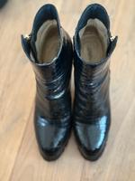 Schwarze Stiefeletten von Buffalo Größe 40 Hessen - Offenbach Vorschau