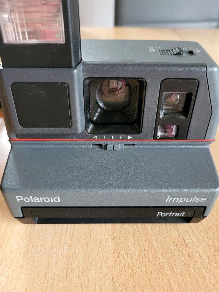 Polaroid Kamera  Sofotbild in Eiterfeld