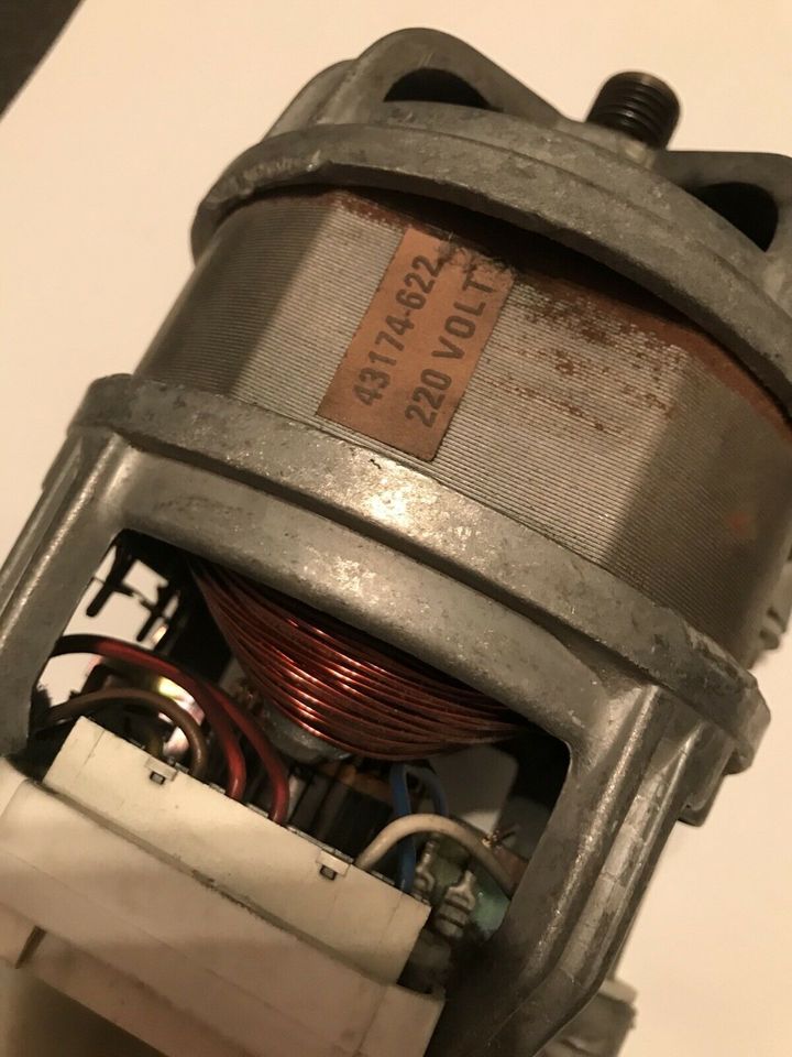 Hoover Waschmaschine Motor 43174-622 in Schkopau