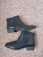 Damen Stiefeletten Gr.40 schwarz neu Thüringen - Erfurt Vorschau