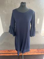 Kleid Midi halbarm Trometenärmel Lochstickerei blau Tchibo 36/38 Bayern - Fürstenzell Vorschau