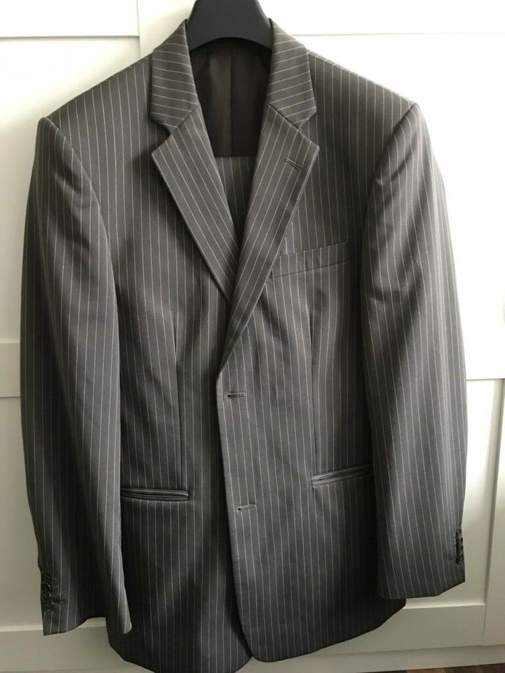 Anzugset Markenanzug Herrenanzug Anzug in grau Neuwertig in Bochum