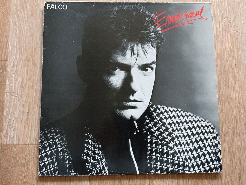 Schallplatte von Falco / Emotional in Bad Gandersheim