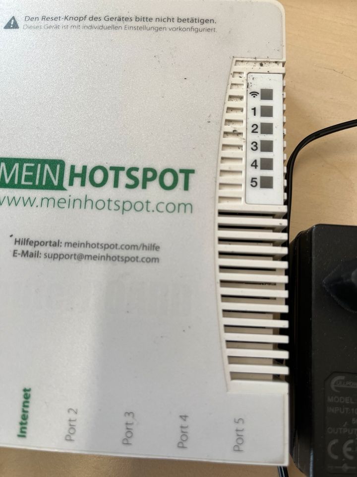 MikroTik RB951Ui-2HnD | 2.4 GHz WLAN Accesspoint, 5 x RJ45,gebrau in Gengenbach