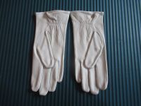 Weiße Lederhandschuhe / Paradehandschuhe neu Größe 8 Niedersachsen - Rinteln Vorschau