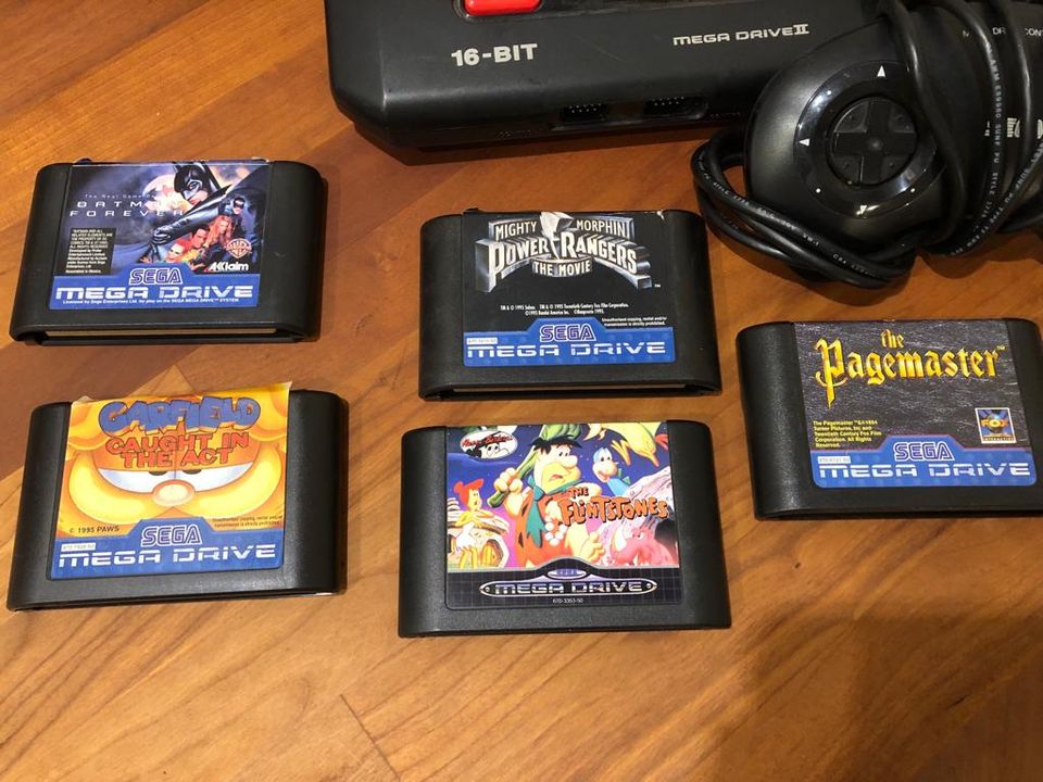 Sega Mega Drive, Bundle, Spiele und Zubehör, Top Zustand, 1. Hand in Lüneburg