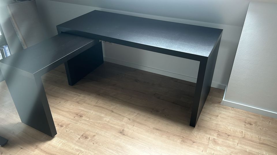 IKEA Schreibtisch | schwarz in Kleve