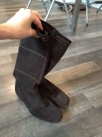 Schwarze Wildlederstiefel von Esprit Gr. 37 Pankow - Prenzlauer Berg Vorschau