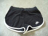 Shorts von Nike schwarz  Größe S Bayern - Zirndorf Vorschau