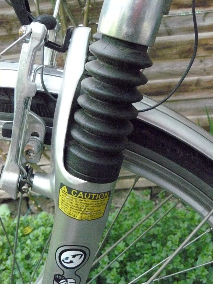 Fahrrad Hercules Bermuda, 28 Zoll, 24 Gang, Rahmenhöhe 48 cm in Esslingen