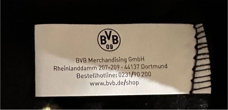 Borussia Dortmund Weihnachtsmütze mit Bommel in Neustadt a. d. Waldnaab