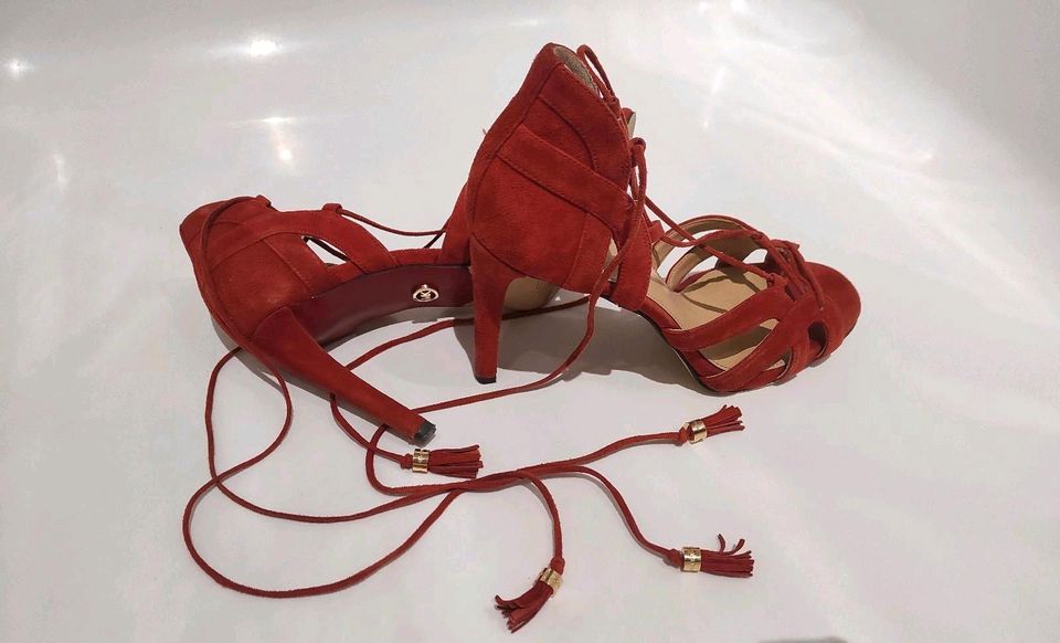 Michael Kors High Heels rot zum schnüren "wildleder" 39 in Bergheim