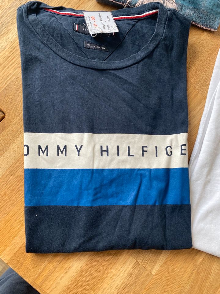 T-Shirts, Größe S, M, L. Top! Tommy Hilfiger,Joop, H&M, Marc O Po in Rottweil