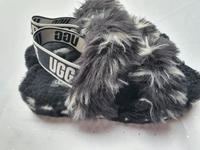 UGG *Hausschuhe/Sandalen * Gr. 38 * schwarzweiß  ******* Niedersachsen - Celle Vorschau