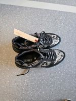 Esprit sneaker Gr. 37 mit Schlange Optik Baden-Württemberg - Bad Urach Vorschau