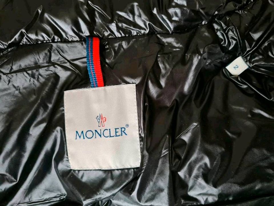 Moncler Damen Weste in Schwarz Größe 38 / M in Goslar