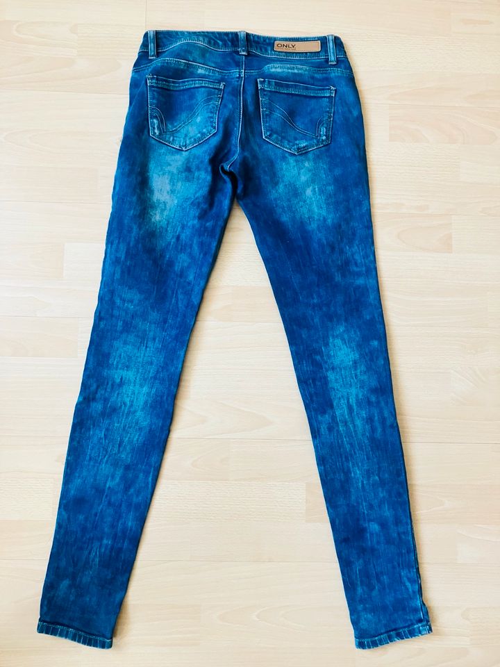 Only Jeans Gr. 26 in Müllrose