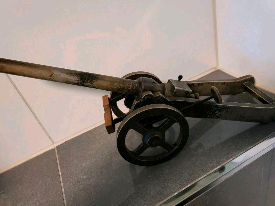 Kanone Geschütz in Wuppertal