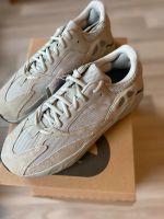 Yeezy Boost 700 Salt Gr. 45 1/3 Nordrhein-Westfalen - Wesel Vorschau