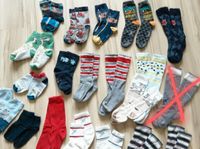 ⭐19 Paar Socken Größen 27-33 Jungen Paket Sockenpaket cars Auto Kr. Altötting - Neuötting Vorschau