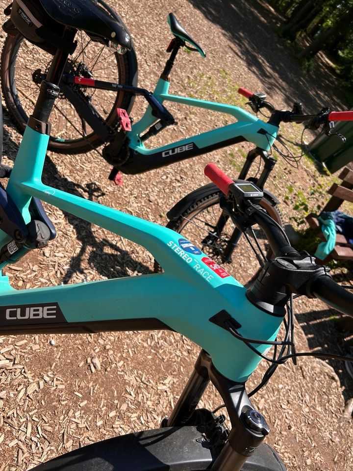 Cube E MTB 29 zoll Stereo hybrid 18 Zoll Carbon extra leicht in Damme